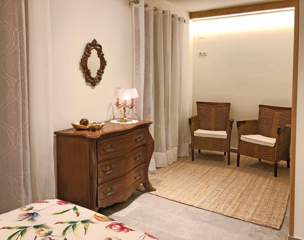 Cami De La Font Appartement Cretas Buitenkant foto